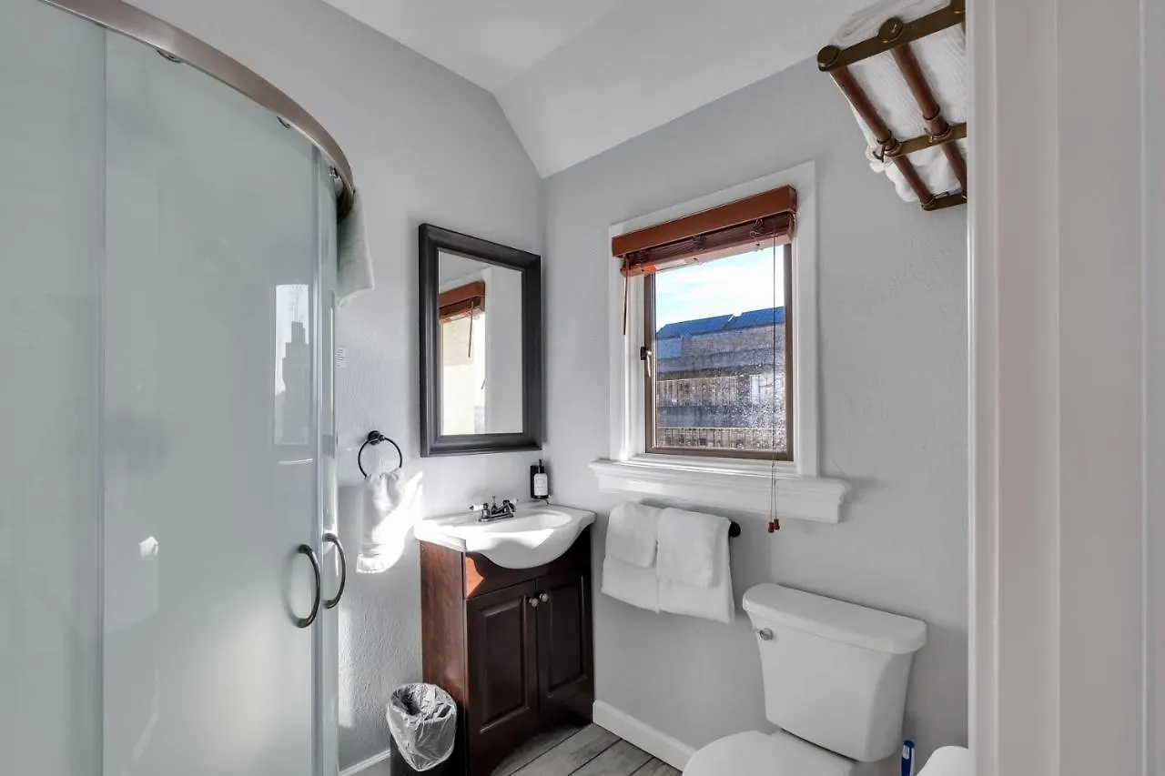 College Inn Hotel Seattle 2*,  United States